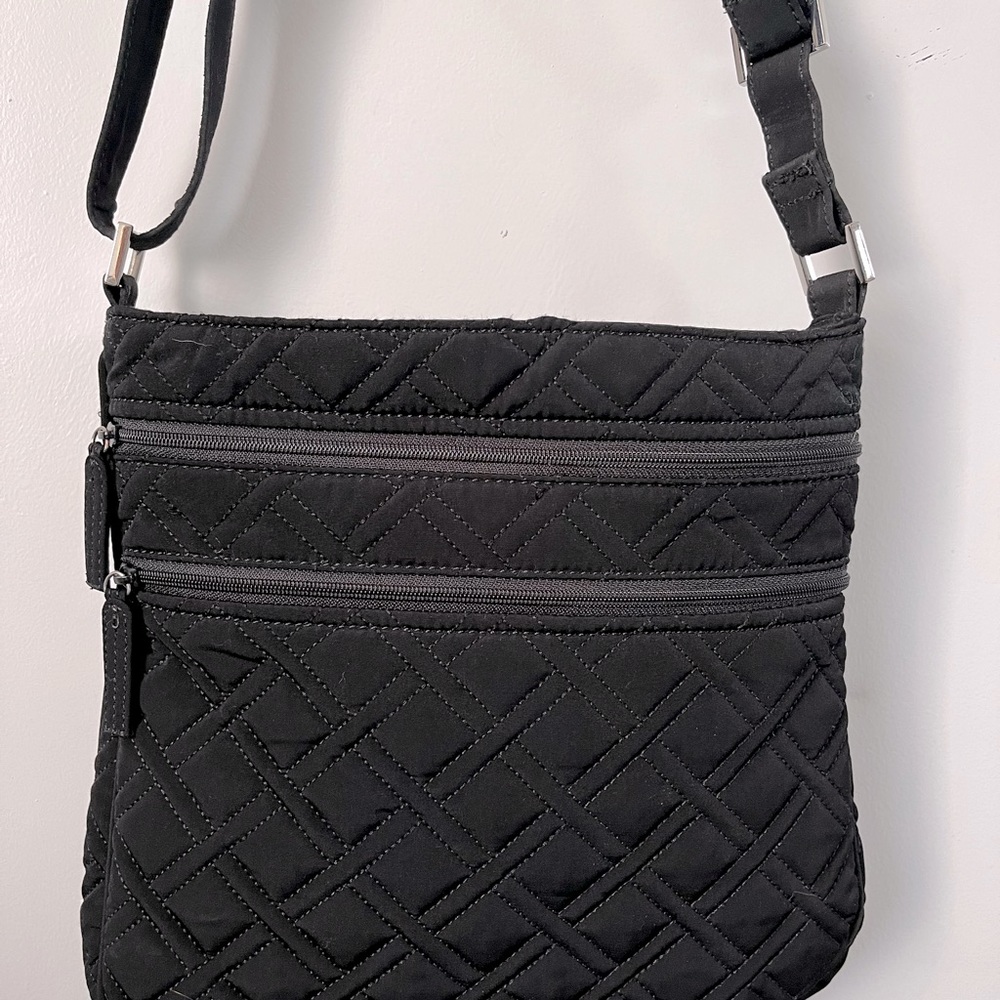 Brand new without tags Vera Bradley triple zipper cross body purse